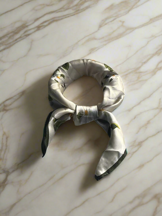 Silk square scarf - Magnolia Blanche